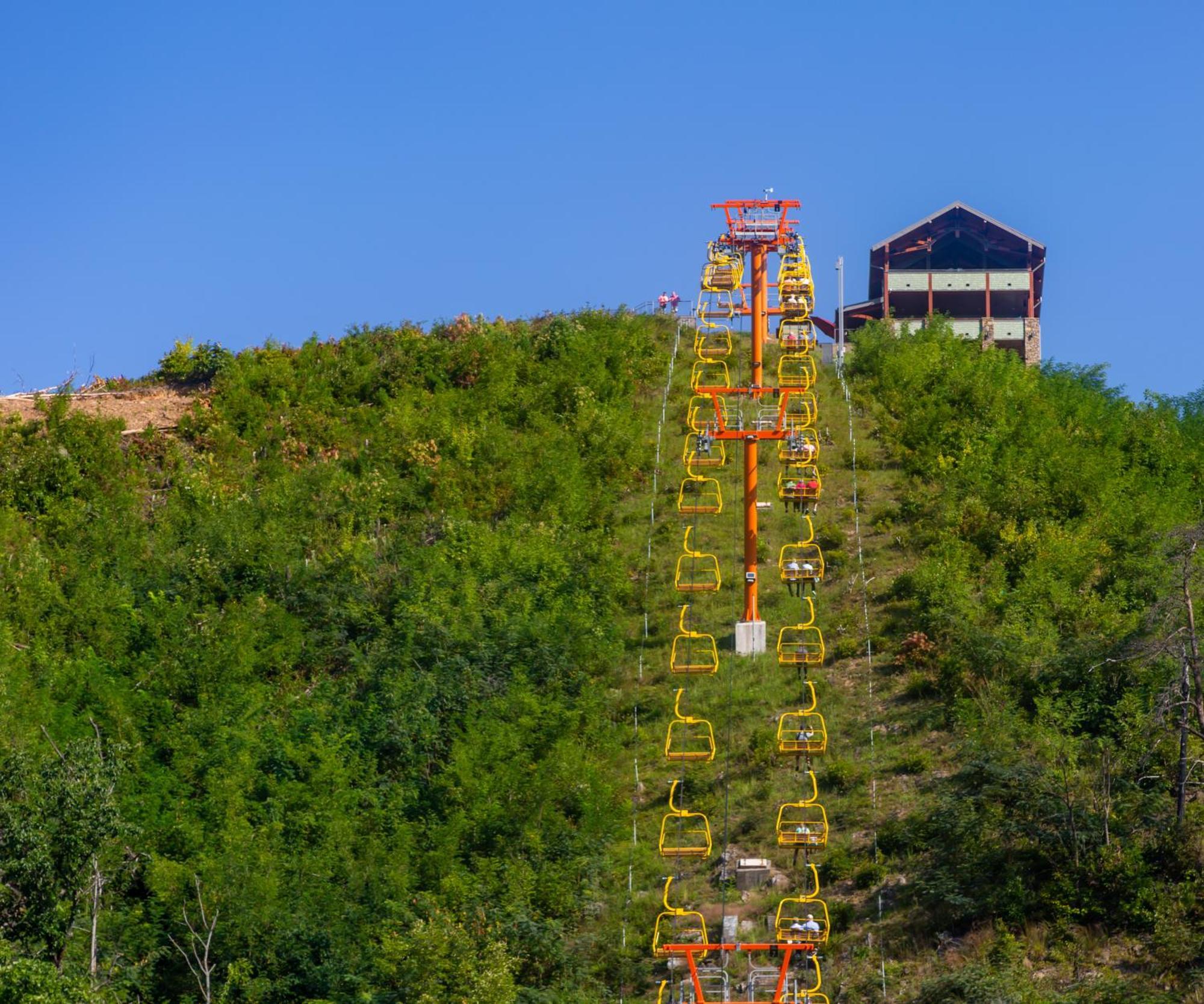 Smoky Bear Lodge With Guest House, Hot Tub, 1089 Free Tickets Each Paid Day, Dollywood And More Sevierville Esterno foto